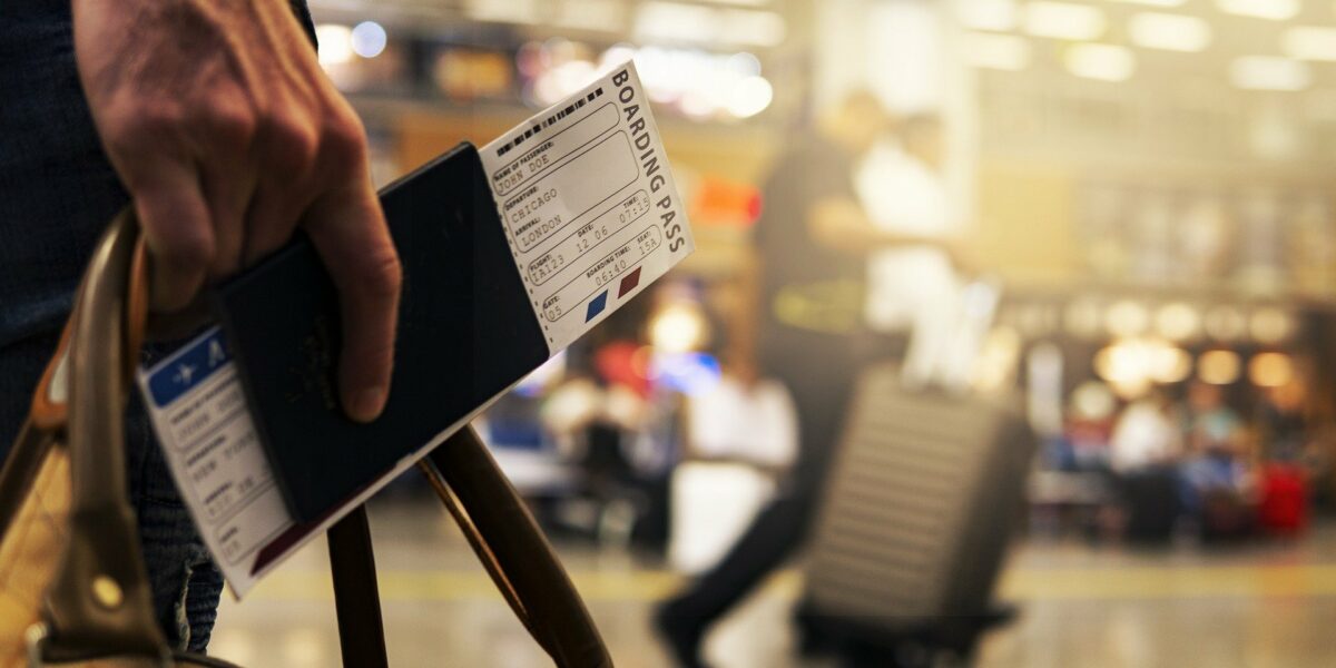 Que ce soit après un voyage en train ou en avion, les compagnies ont des devoirs en cas de souci avec votre bagage.