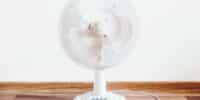 Ventilateur, rafraichisseur ou climatiseur : à chacun sa manière de lutter contre la chaleur.
