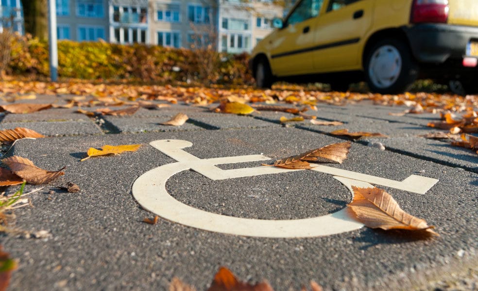 Stationnement : les personnes handicapées à l'amende
